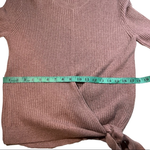 Madewell Side-Tie Pullover Sweater size M - Picture 15 of 16